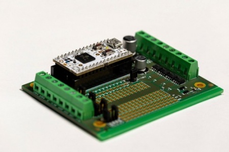 Z-Uno Shield — Многофункциональное Z-Wave устройство в корпусе на DIN-рейку